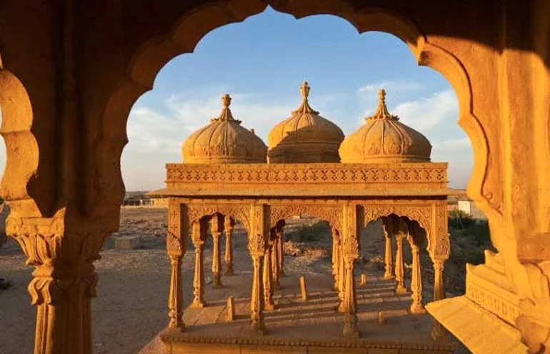 Aman Summer Palace, China - Deluxe Suite, Bedroom