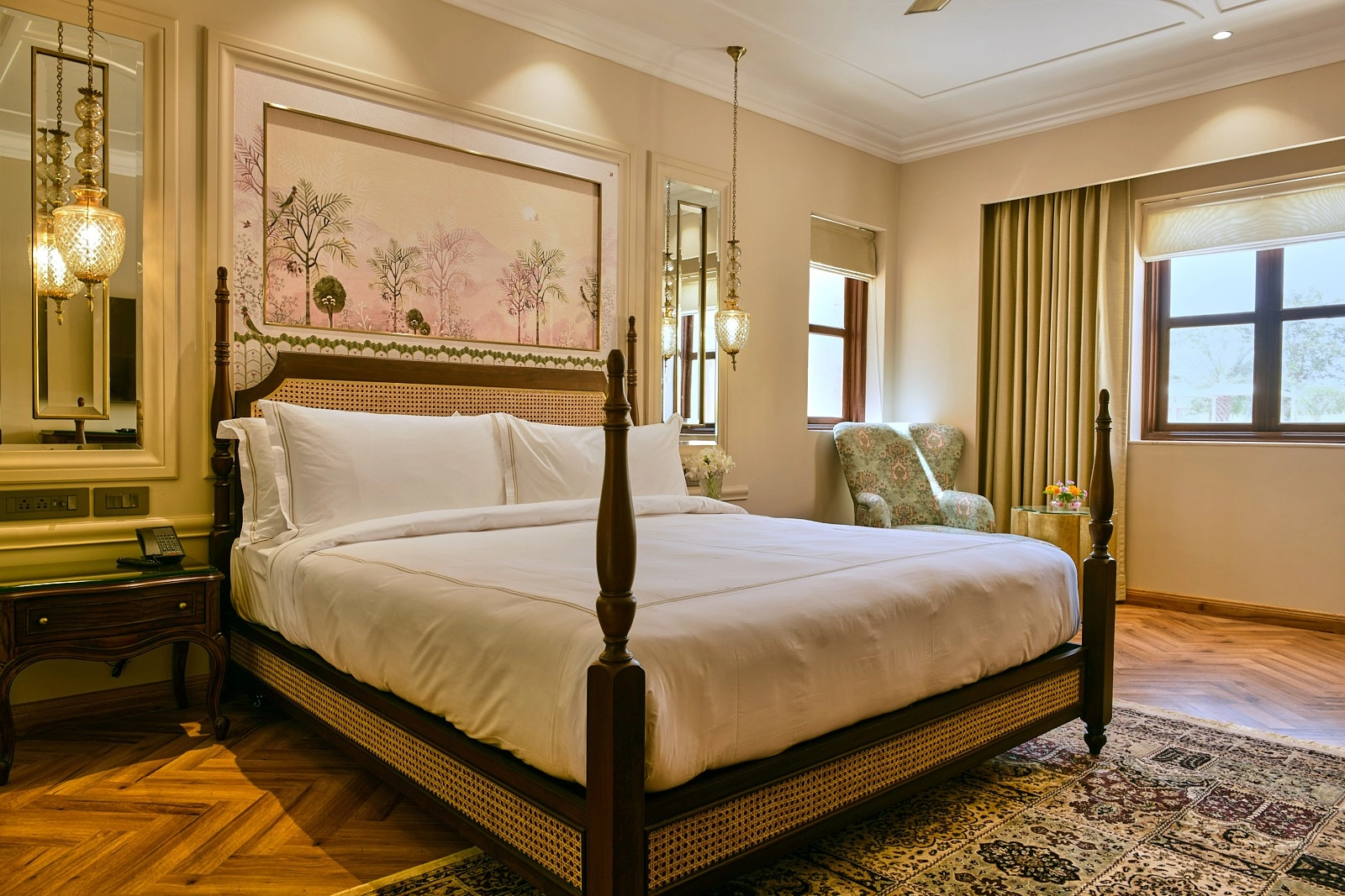 palace-room