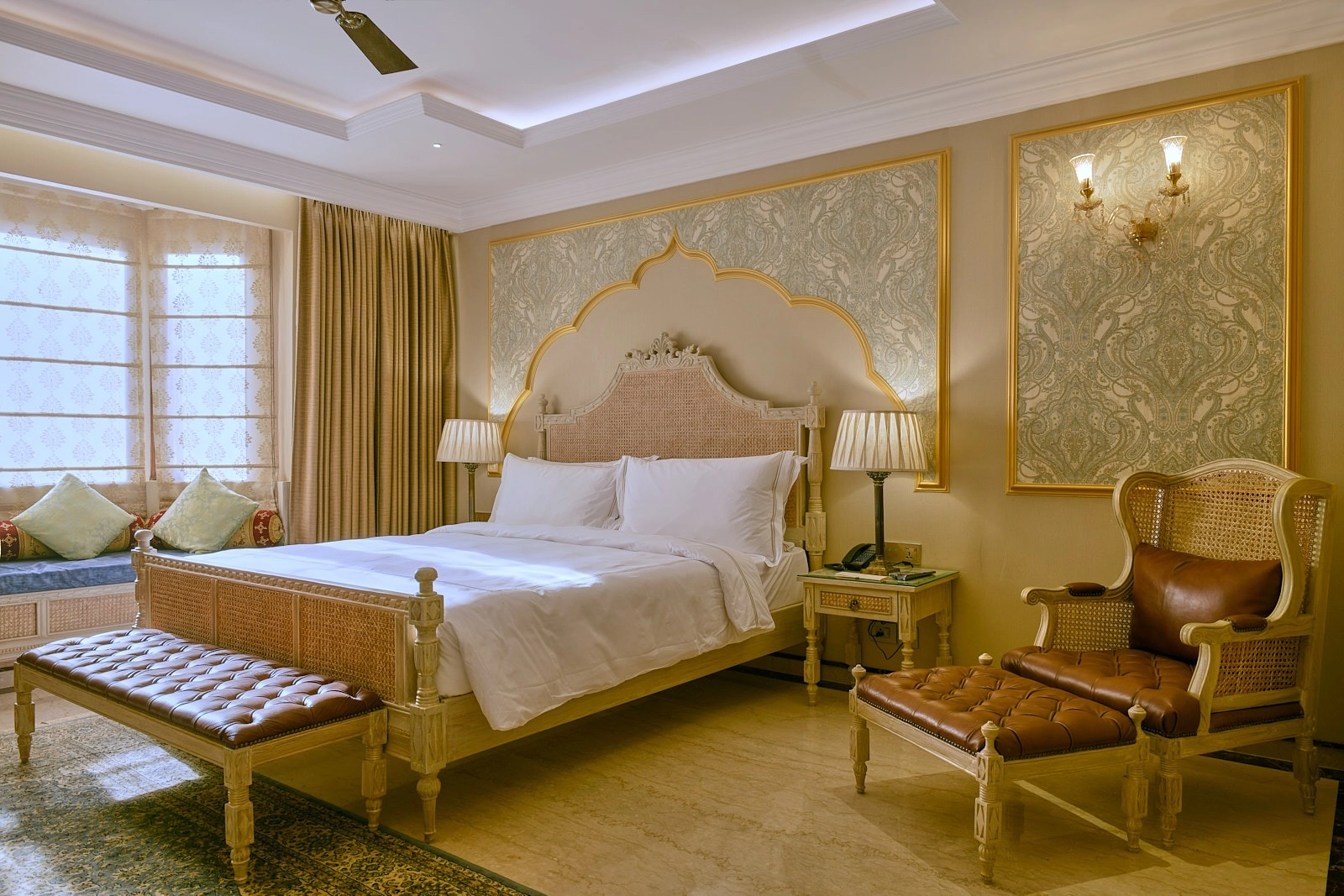 royal-palace-room (1)