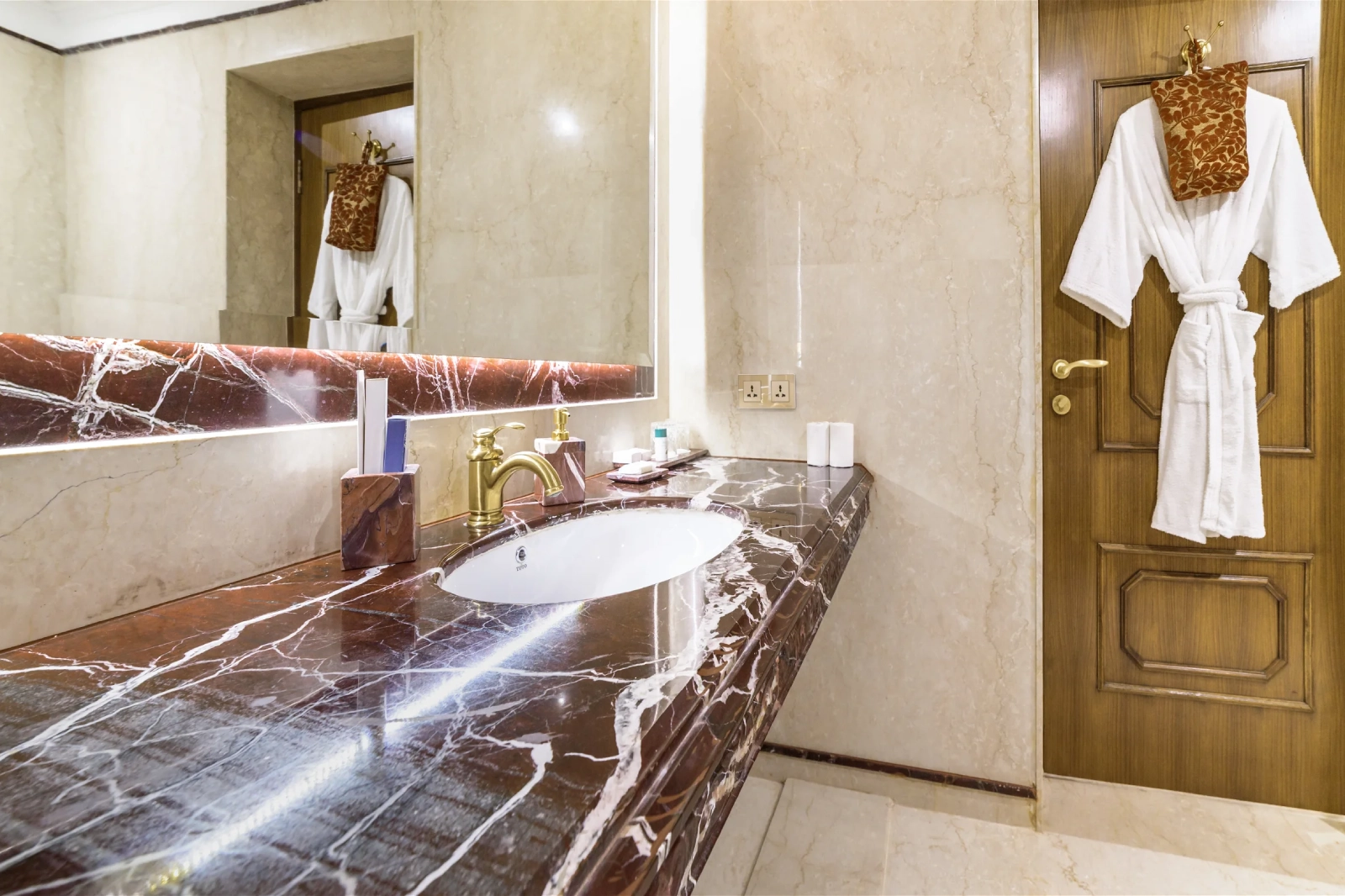 First-Suite-Room-6