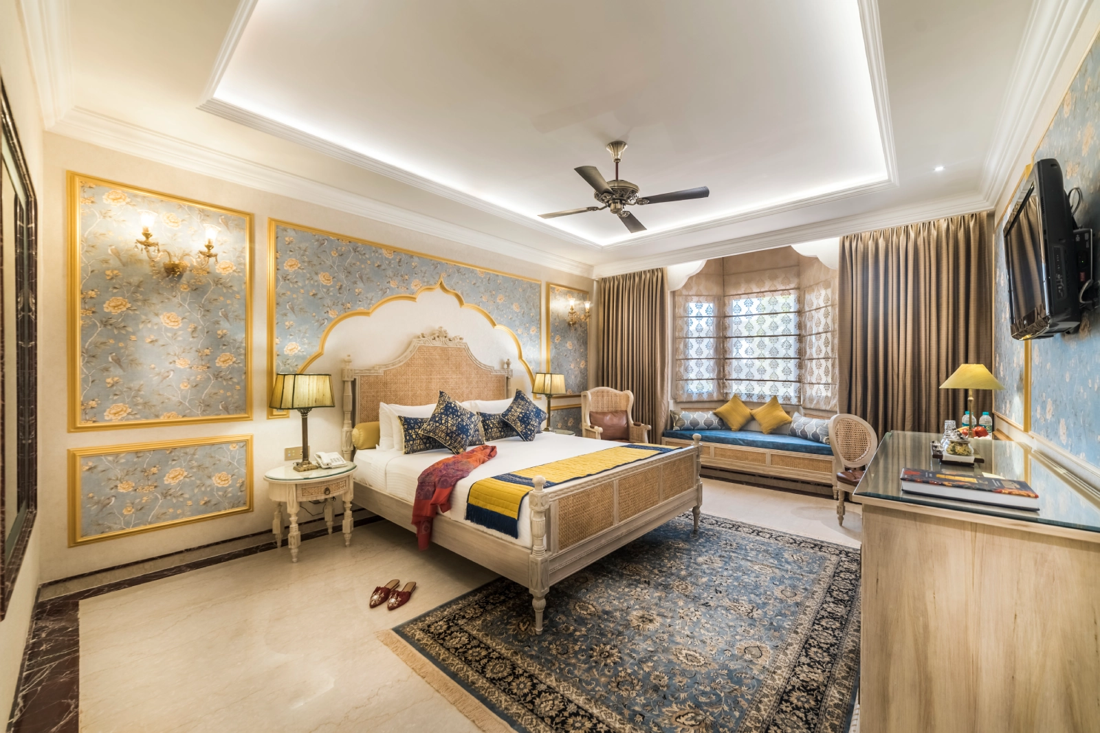 Palace room 1