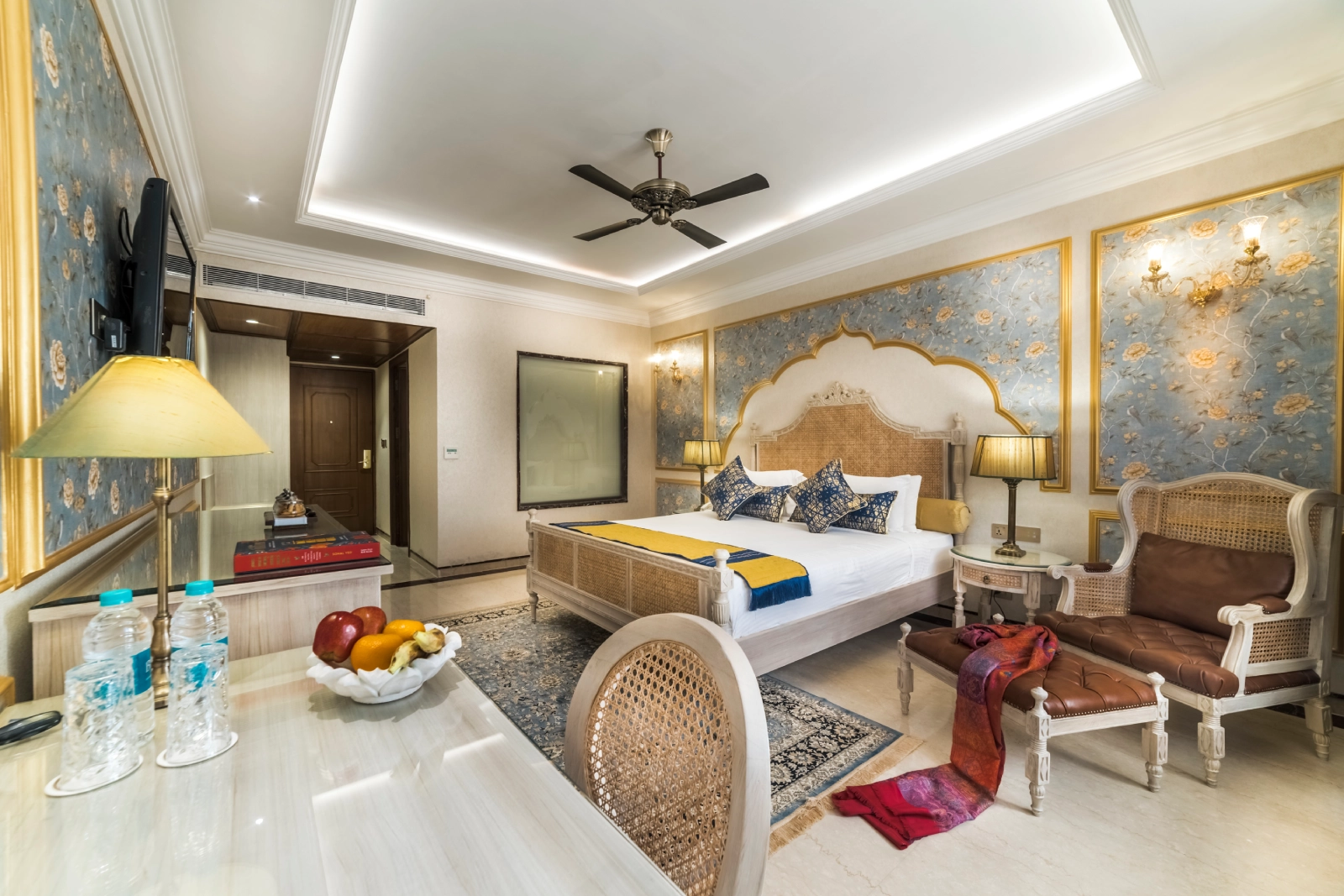 Palace room 3
