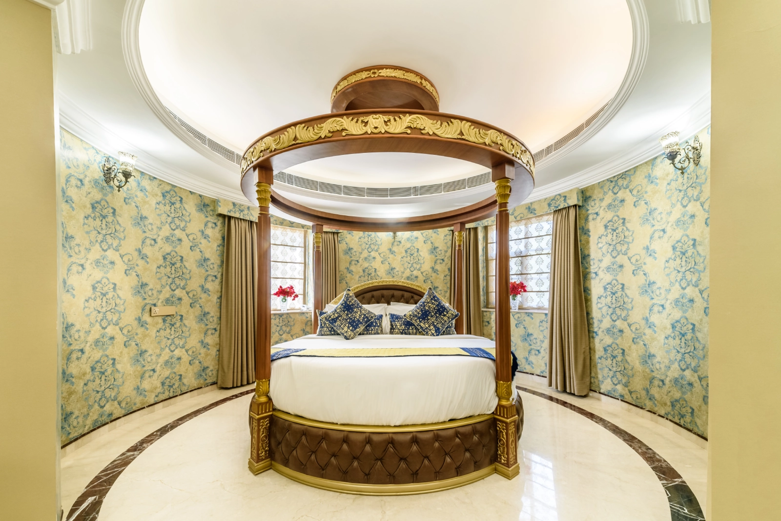 Round Bed Room 2