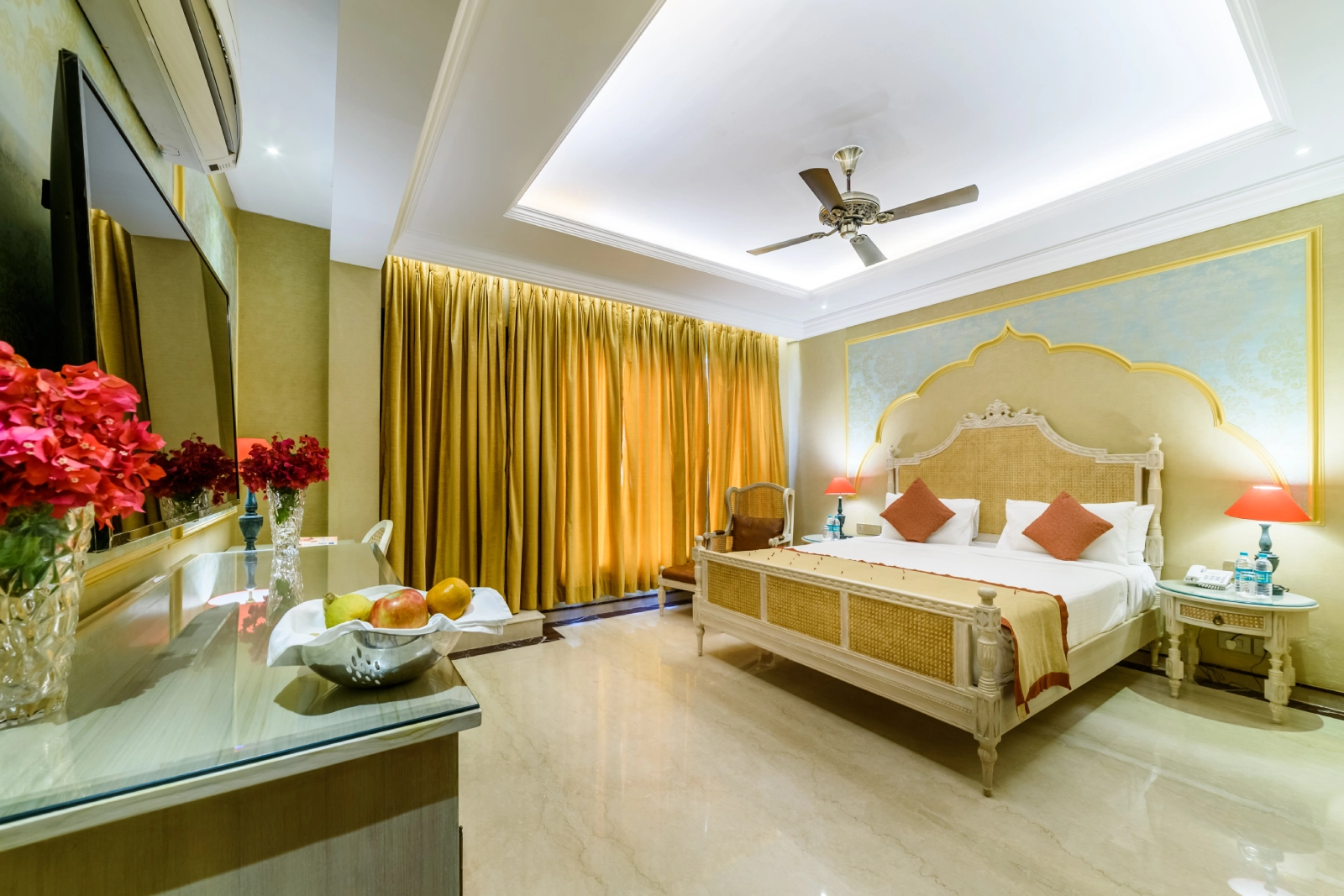Terrece Room 6